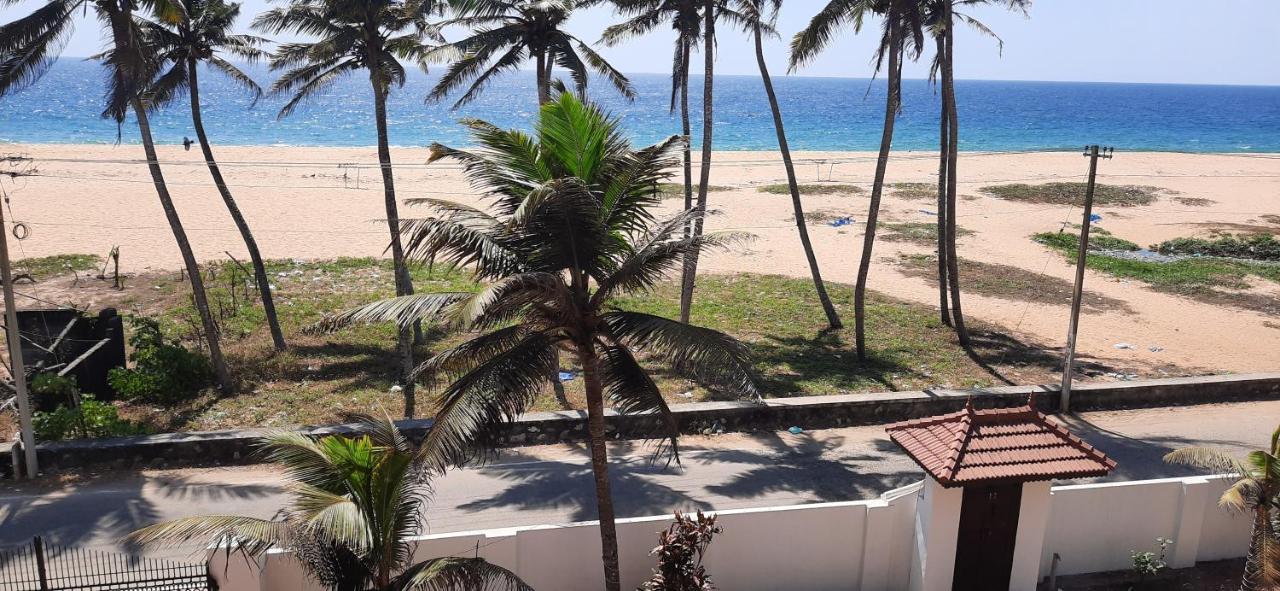 Poovar Sea View Rooms And Boating Family & Couple Only Buitenkant foto